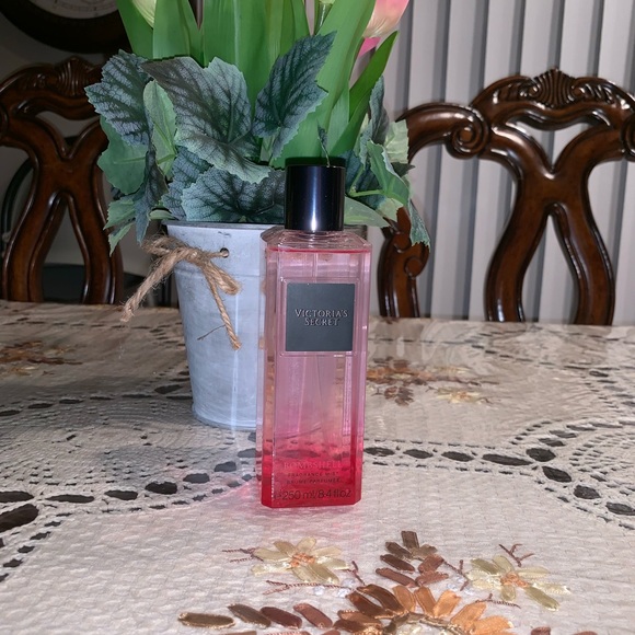 Victoria's Secret Other - VS Bombshell fragrance mist!